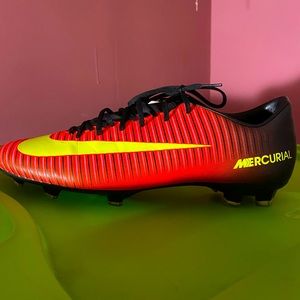 Mercurial Victory VI Soccer Cleats